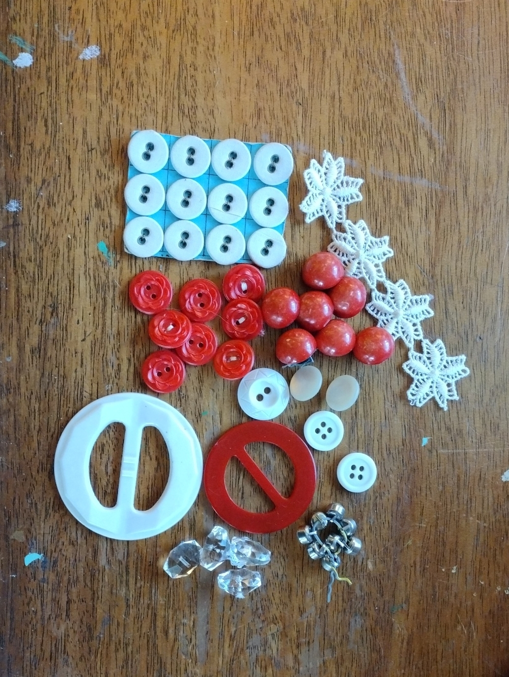 Mixed Red and White Sewing Embellishment Kit